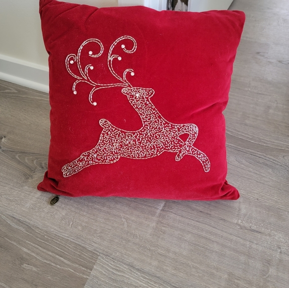 Pier 1 Holiday Pier Imports Red And Gold Velvet Sequin Reindeer